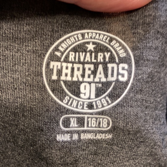 Wake Forest University gray hi-lo tank (Officail licensed Collegiate Product) - Picture 11 of 11